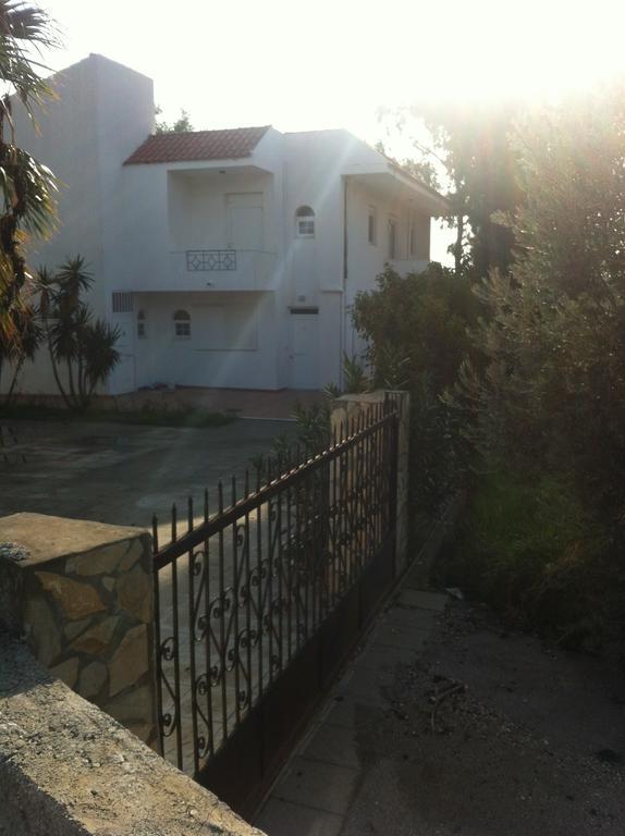 Evas Rooms ฟาลิรากี ภายนอก รูปภาพ